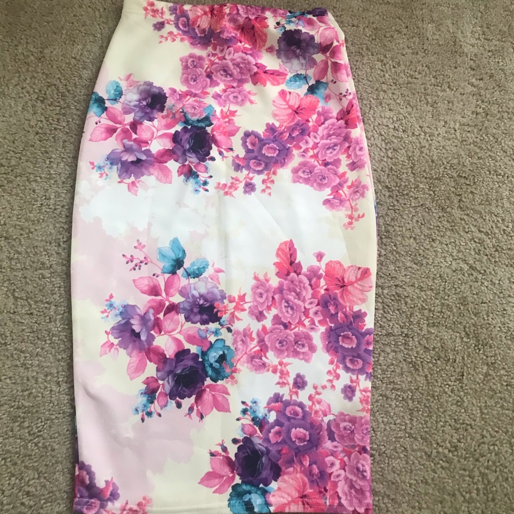 Cute pencil skirt
